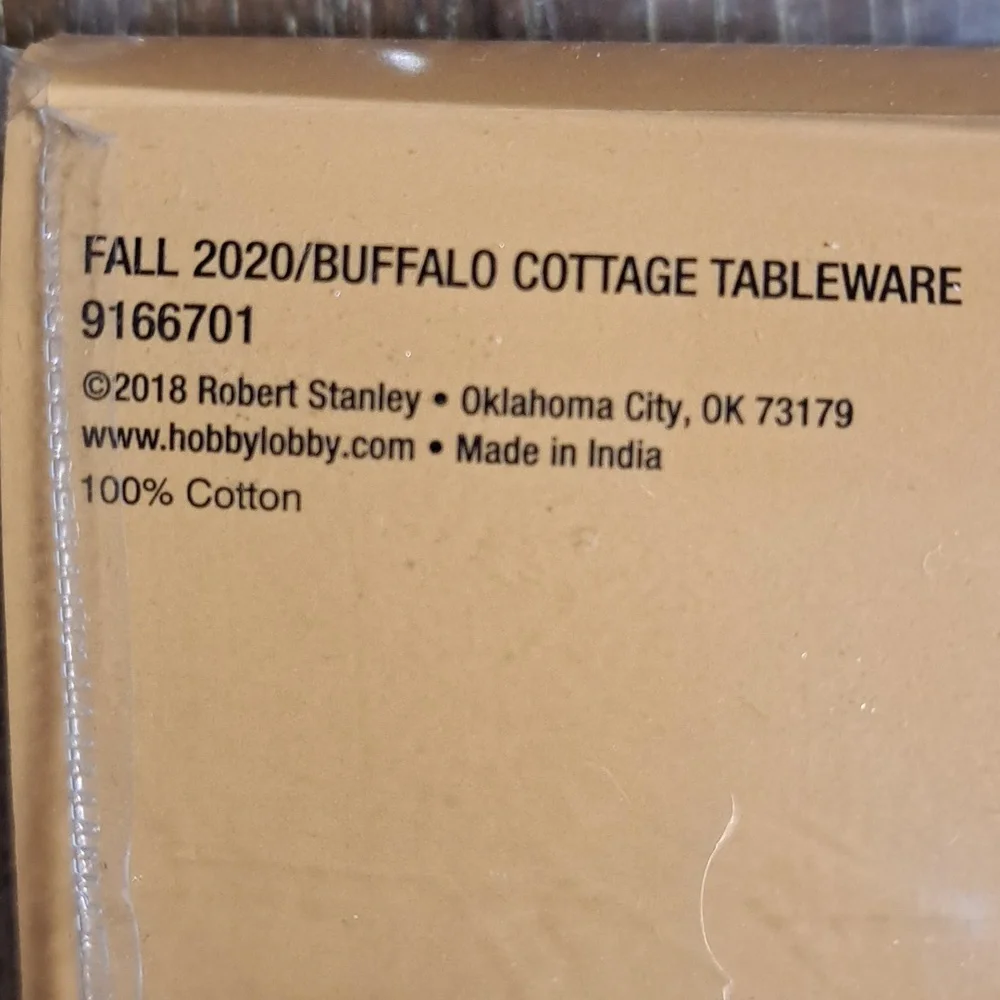 Robert Stanley NWT Signature Collection Napkin Buffalo Cottage Plaid Black White